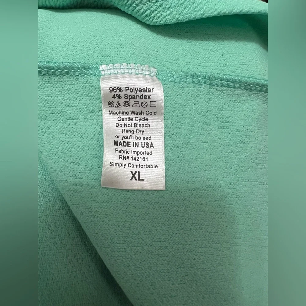 LulaRoe Cassie - Picture 3 of 4